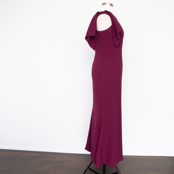 Dress the Population Georgina One Shoulder Bow Gown - Picture 4 of 15